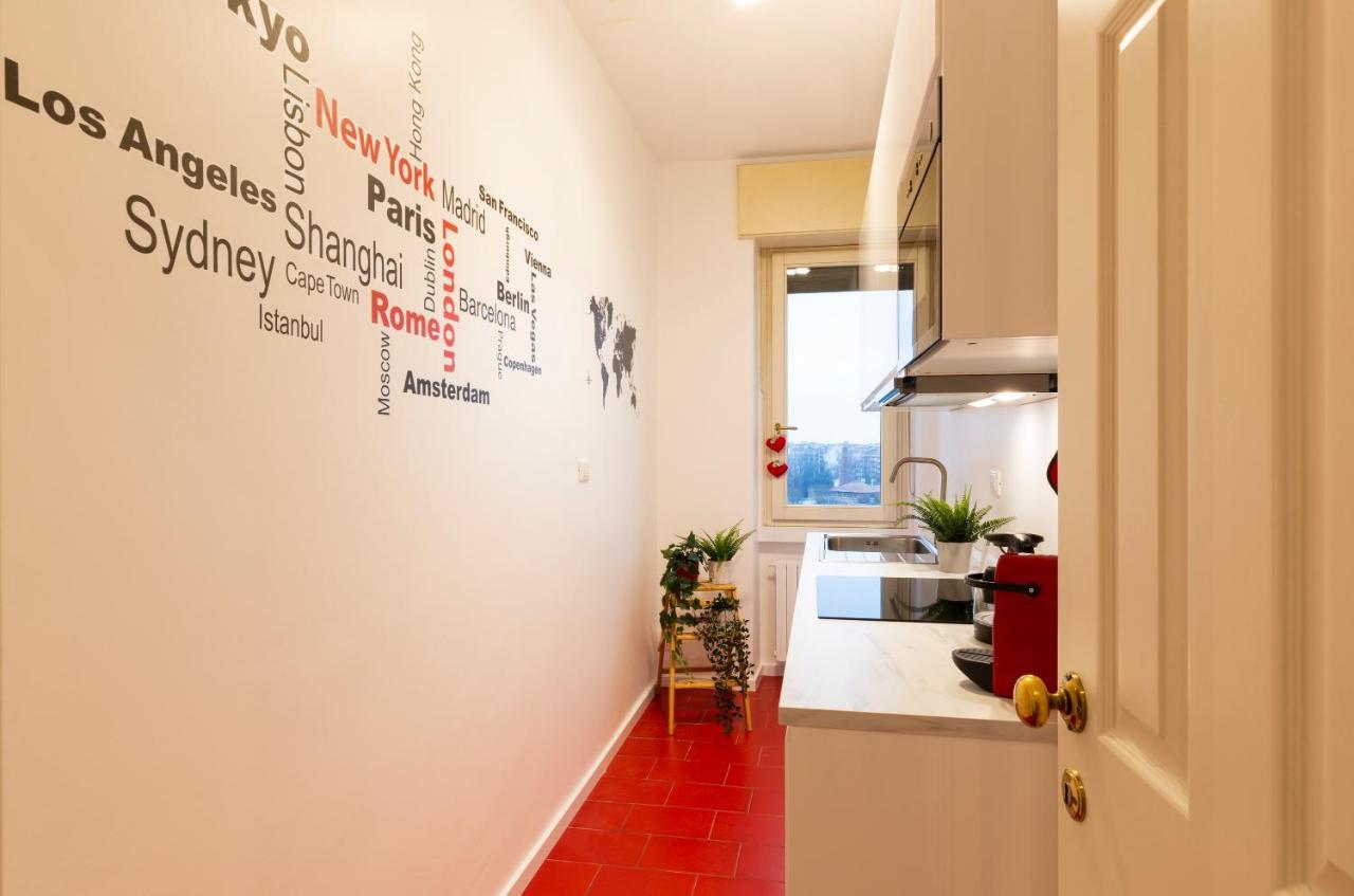 The Wall - Top Floor Apartment Милан Экстерьер фото
